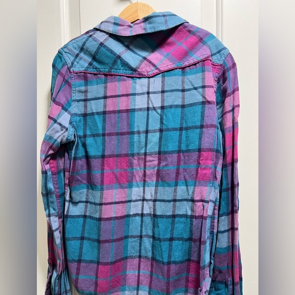 - Pullover Flannel size Small - Picture 7 of 10